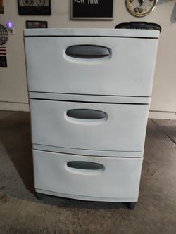 Heavy duty plastic dresser