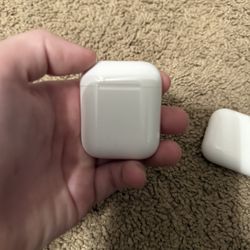 Apple AirPods 