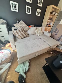 Couch with pull out and storage