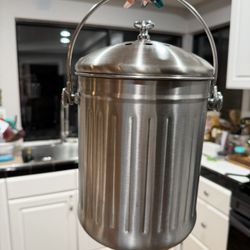 Countertop Kitchen Compost Bin, Stainless Steel