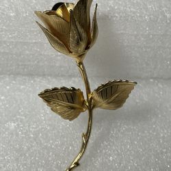 Vintage Giovanni Gold Tone Rose Brooch