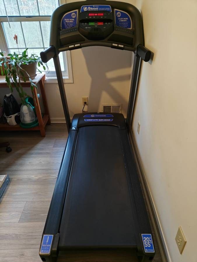 Horizon Fitness 2.50 hp Treadmill