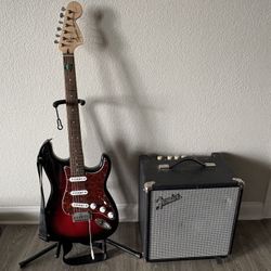 Fender Squier Stratocaster And Amp