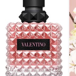 Donna Born In Roma Eau de Parfum 3.4 Oz New 