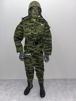 21st Century Toys Ultimate Soldier Vietnam War US Navy Seal Action Figure Marvel