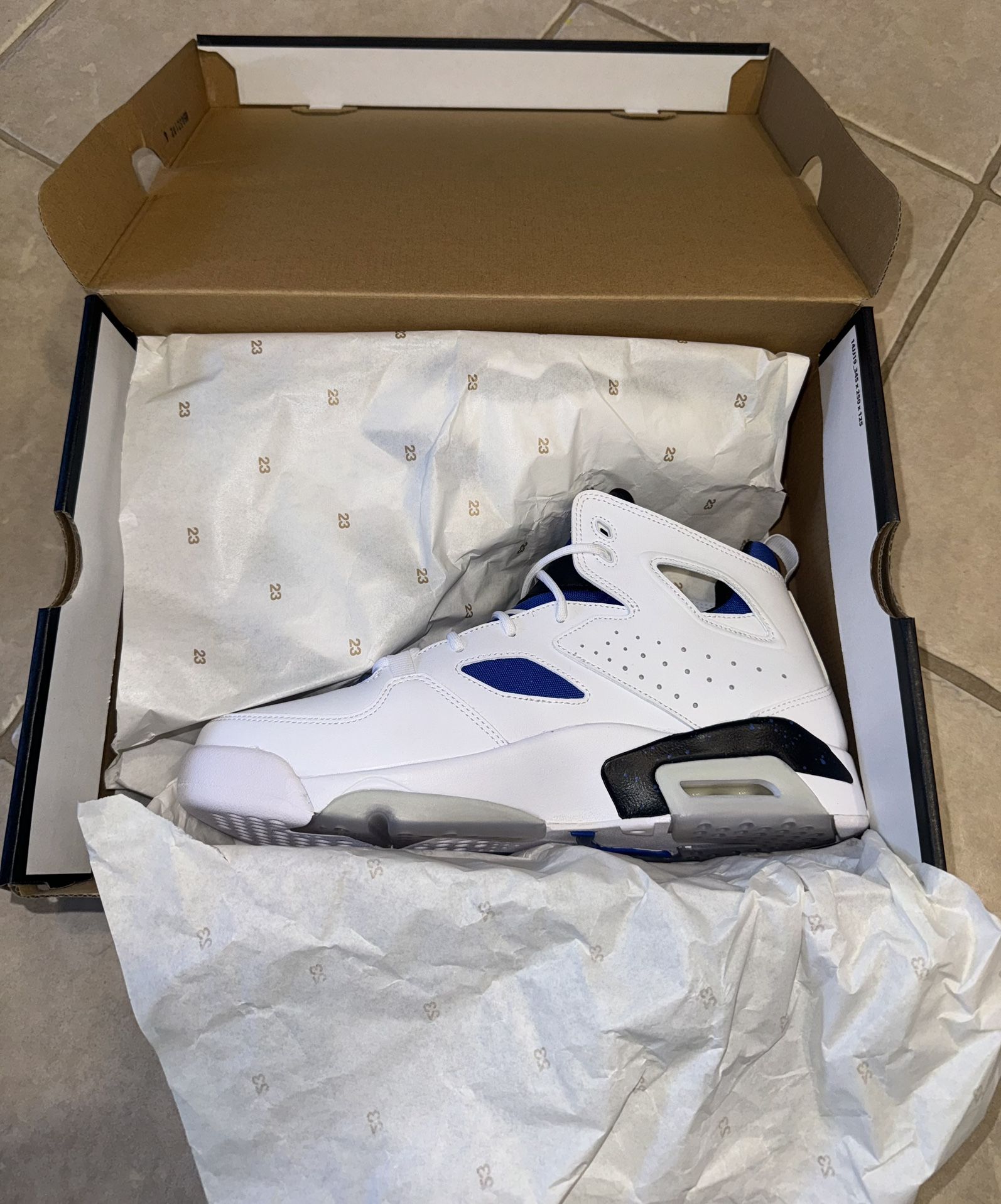 Air Jordan Flight Club 91’ White Hyper Royal