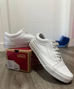 New Vans Leather Women Shoes Size 6.5