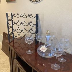Decanter, Wine glass, Wine Rack 