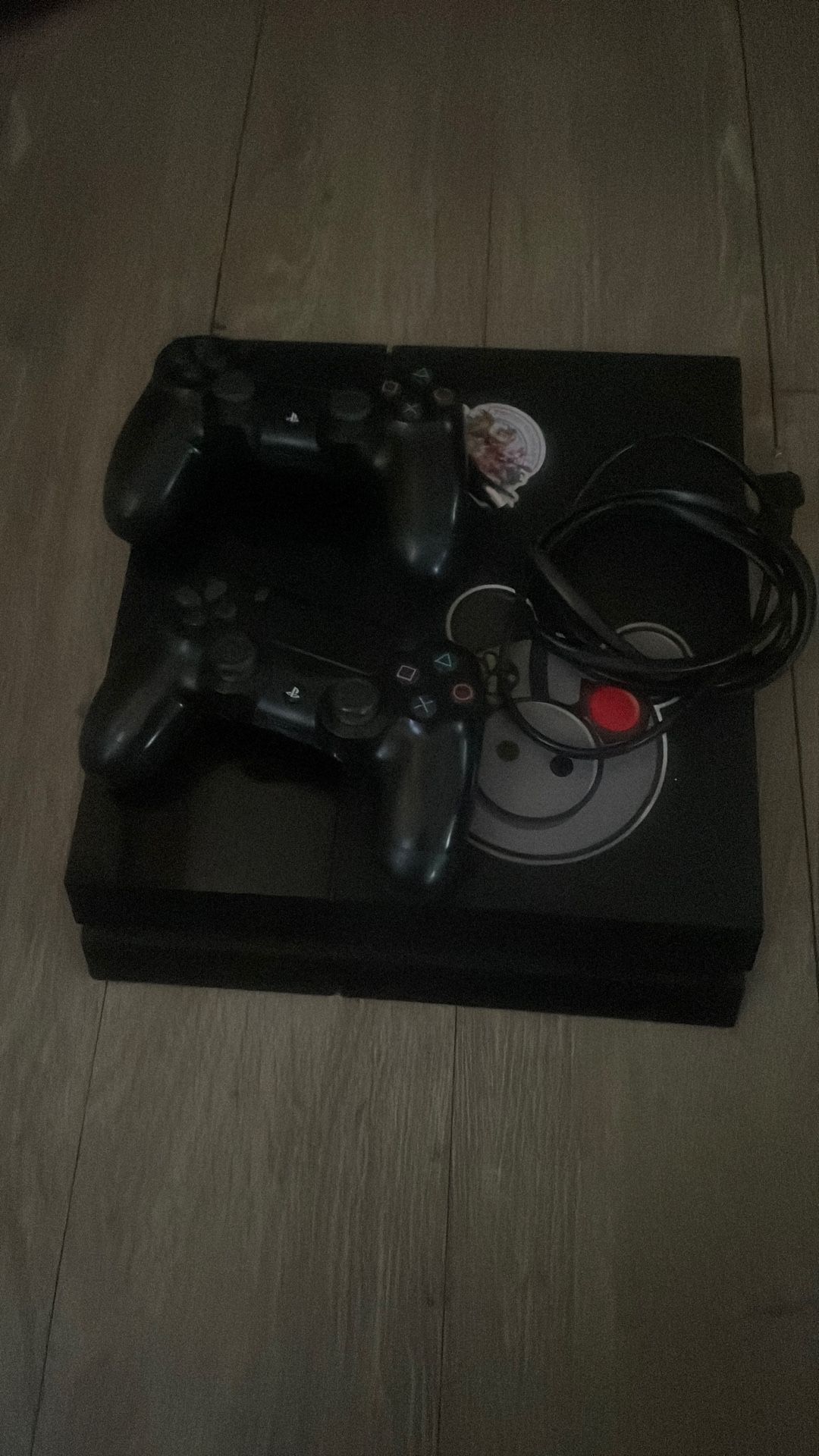 PS4 w/controllers
