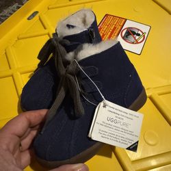 New Uggs Blue Size 6c $30