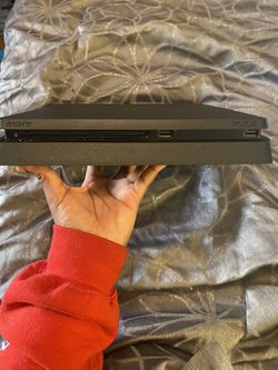 Sony PlayStation 4 Slim 500GB Console Black