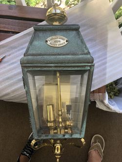 Outdoor lantern light