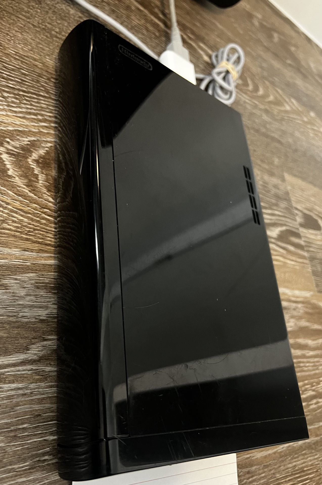 Wii U 32gb System (bad HDMI port/has HDMI Adapter) Electronics & Media