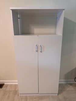 White Pantry/Cabinets