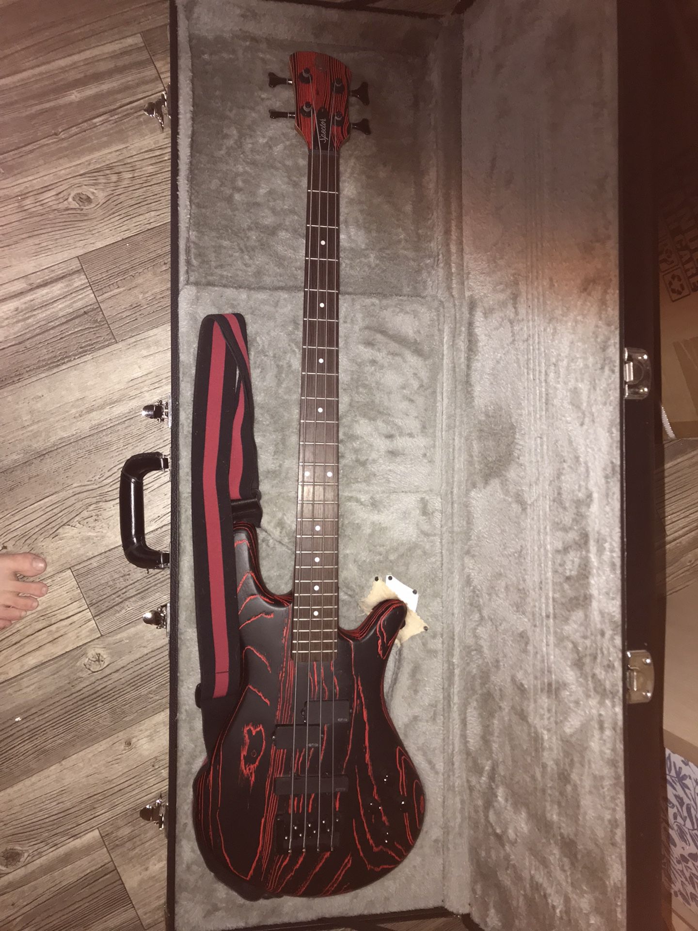 Spector Ns Pulse Cinder Red Bass Guitar