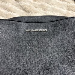 Michael Kors Jet Set Travel Crossbody