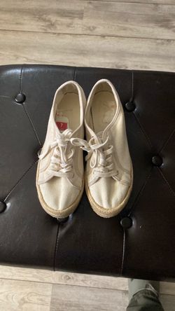 Beige sneakers size 7
