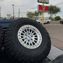 17" Rines Y Llantas 33/1250/17
