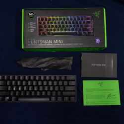 Razer Huntsman Mini 60% USB Keyboard w/ Original Box, Cord, Documents. 