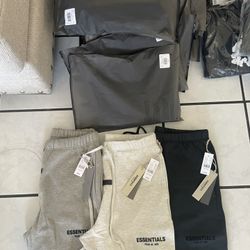 Essential Shorts 
