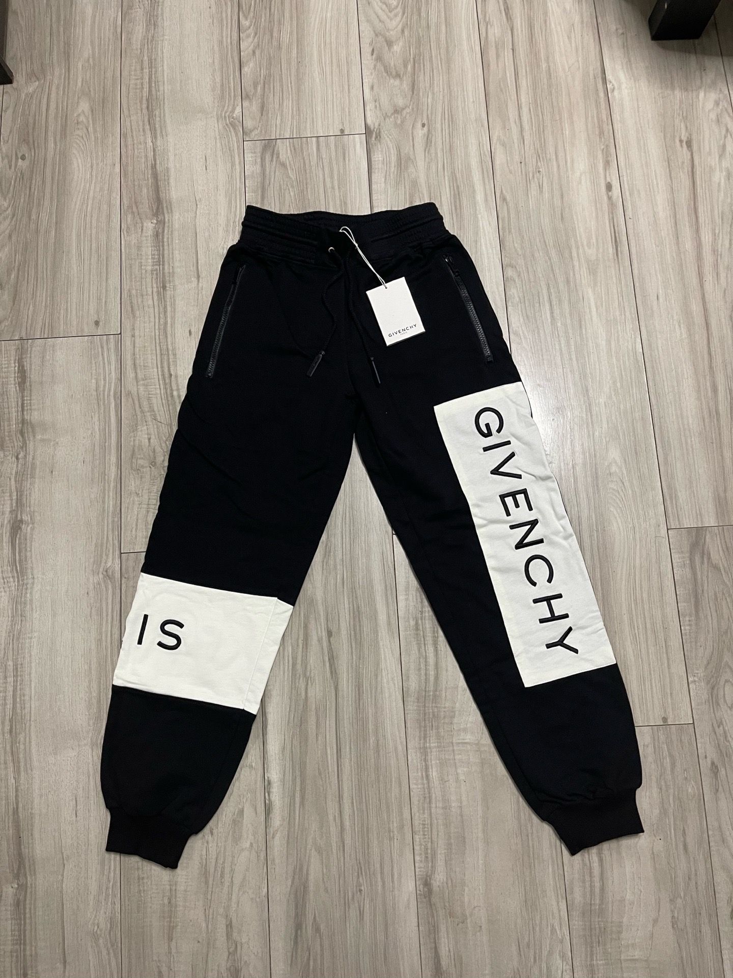 ✨New! Givenchy Sweatpants