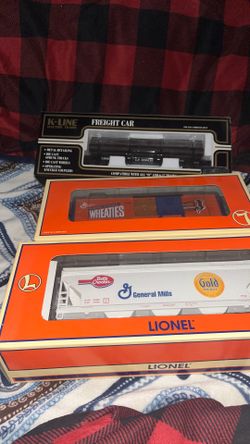 O-gauge COLLECTIBLE FREIGHT CARS