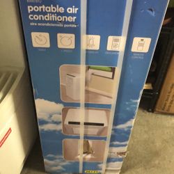 8000 BTU brand new in the box portable air condition