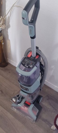 Shark carpetXpert cleaning