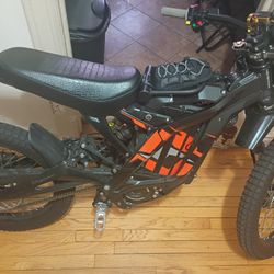 Surron Light Bee 2023