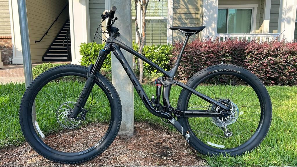 Trek FUEL EX 8