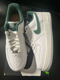 Nike Air Force 1 Low Oregon PE Size 11.5