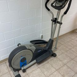 Elliptical PRO FORM Xp115