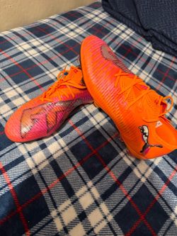 PUMA Men’s Soccer Cleats Future 8 Ultimate Size 8