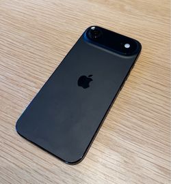 iPhone Air 256GB Space Black, Unlocked, 92% Battery