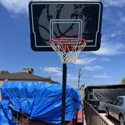 Basketball Hoop 
