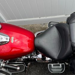 Yamaha 2009 Model Vs6