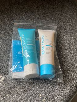 Non-Negotiable Skinn Set cleanser