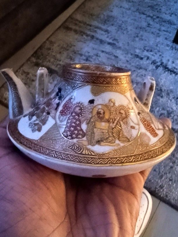 Japanese Vintage Satsuma Meji Teapot