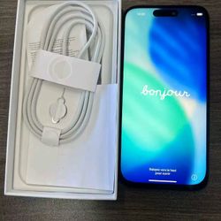 Brand New iPhone 17 Fully Unlocked 