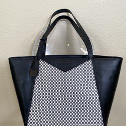 Michael Kors Large Checkerboard Logo Leather Zip Tote Bag – EC + Dust Bag