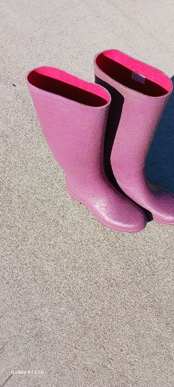 Ugg Australia Wilshire Women Size 8 Rain Boot $25