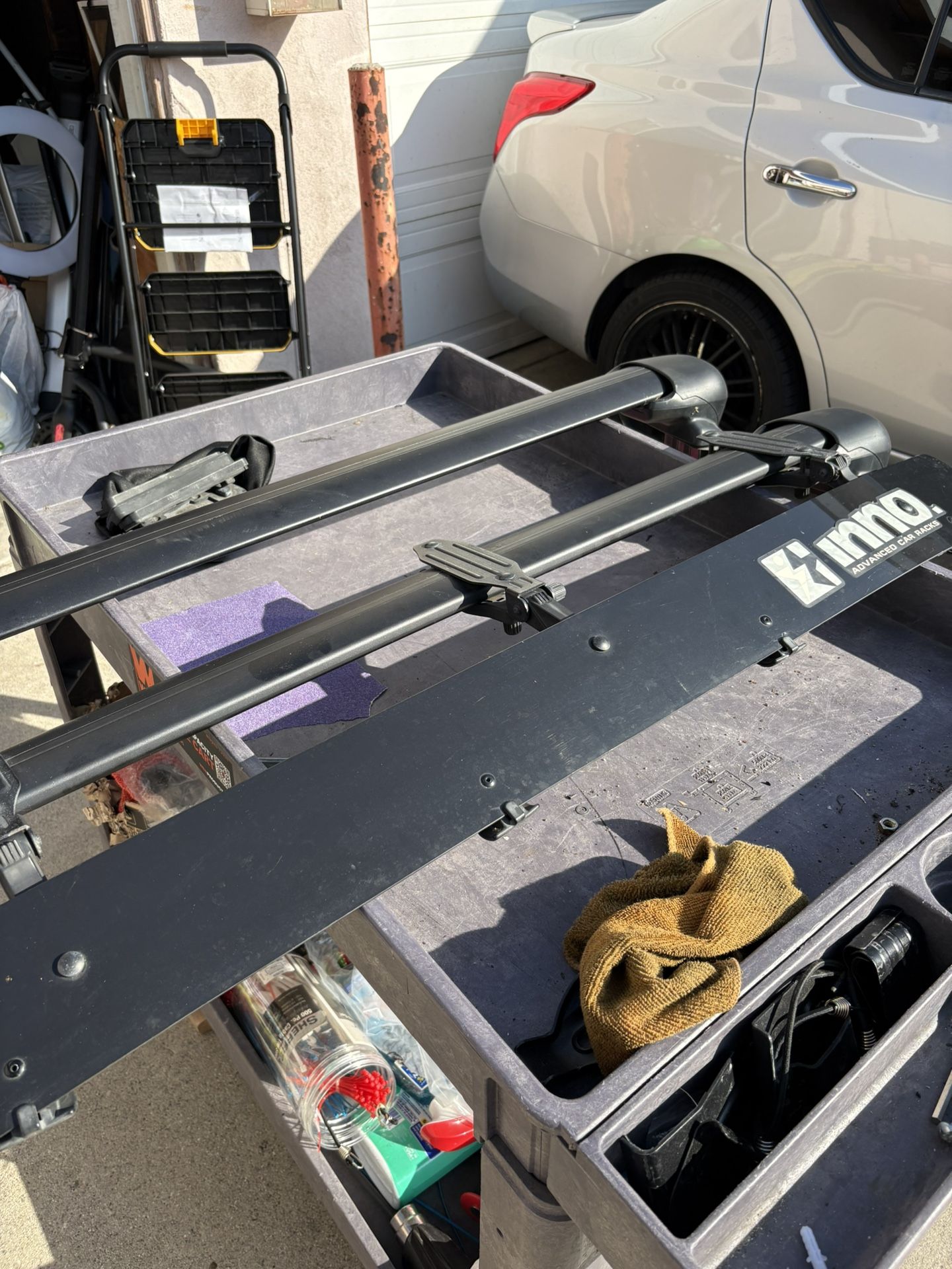 Thule/Yakima Cross Bars 46”