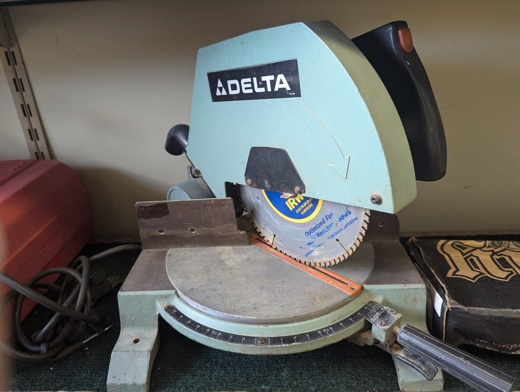 Delta 34-080 10" Motorized Miter Saw