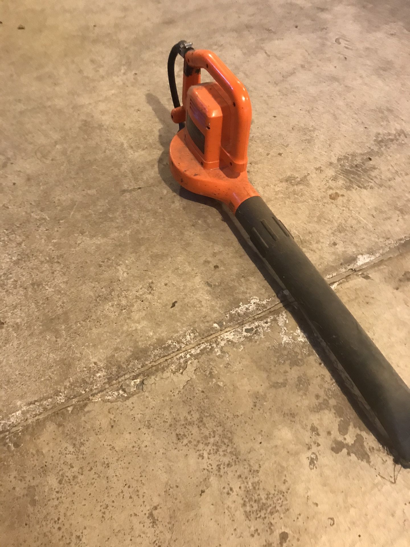 Electric Leaf Blower