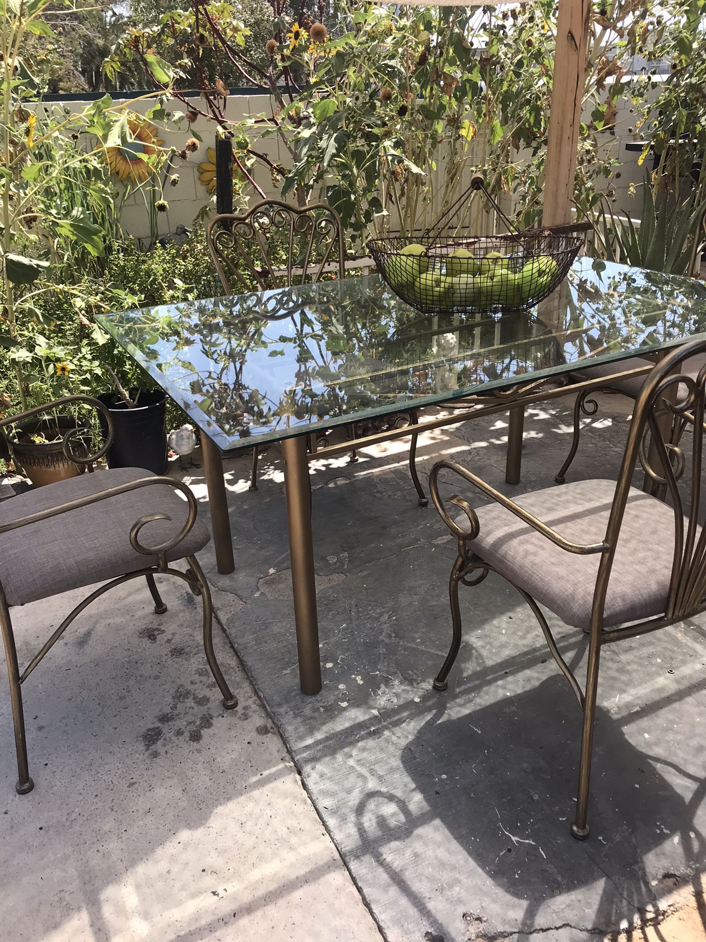 Glass dining table set