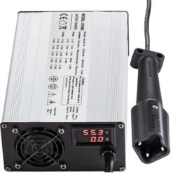 VEVOR 48 Volt 15 Amp Golf Cart Battery Charger with G29 Drive/LED Club Car Battery Charger Aluminum Shell Power Wise for Ez Go Yamaha