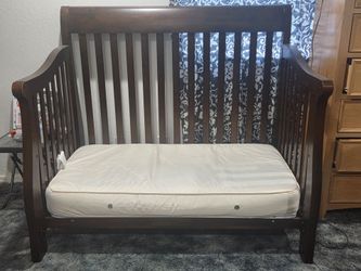Cherry Wood Used CRIB/TODDLER Bed