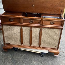 RCA Victor Stereo Console 