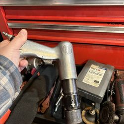 Central Pneumatic Air Hammer