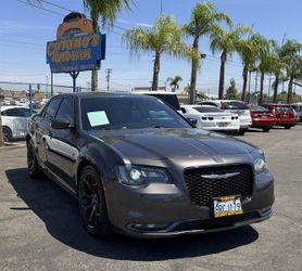 2019 Chrysler 300